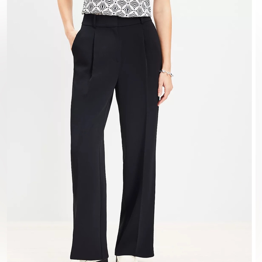 LOFT Petite Peyton Trouser Pants in Crepe